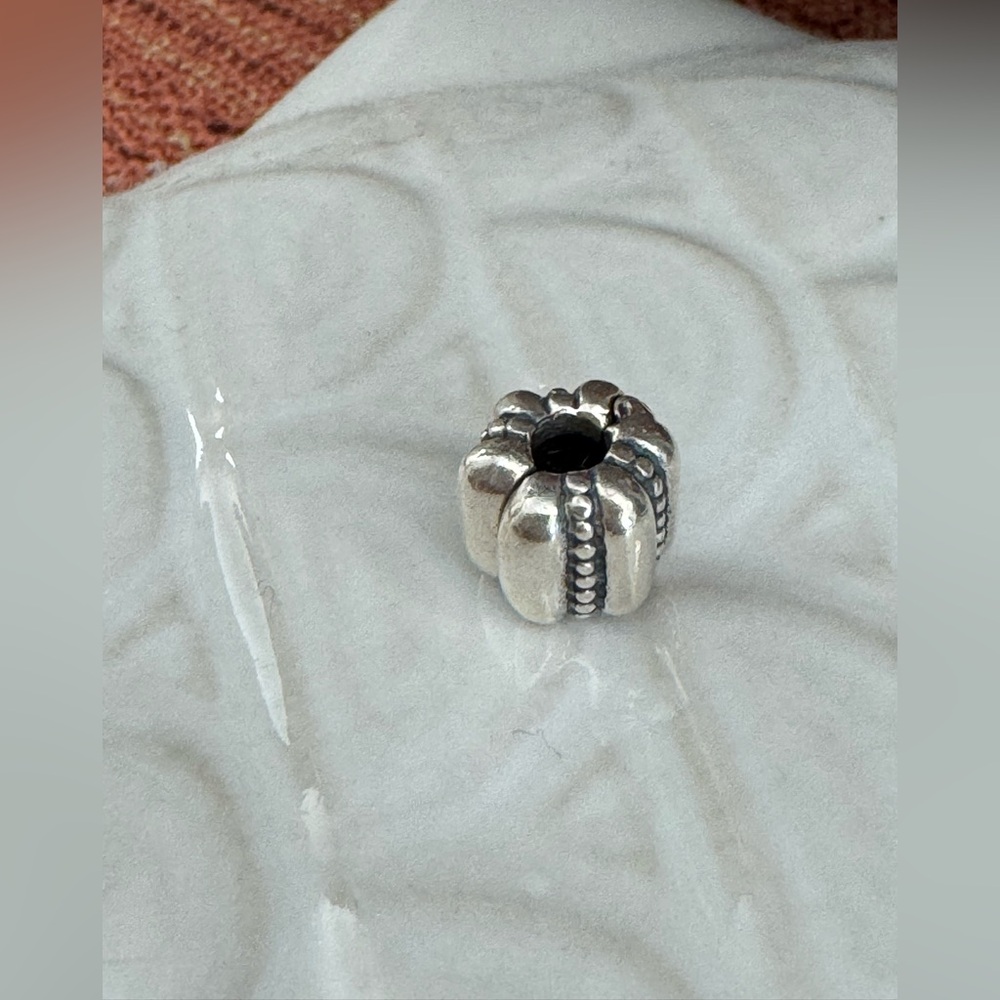 Pandora Scalloped Snap Sterling Charm Bead
